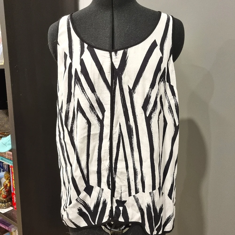 Witchery Stripey Blouse - Picture 2 of 8